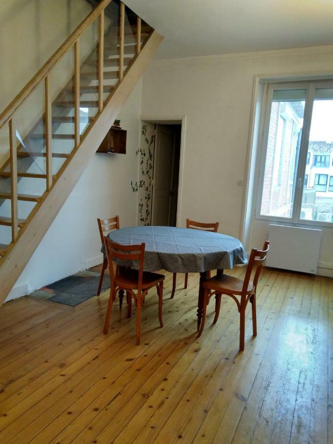 Appartement Au Calme Centre Ville A 2 Pas Du Vieux Marche La Rochelle  Dış mekan fotoğraf