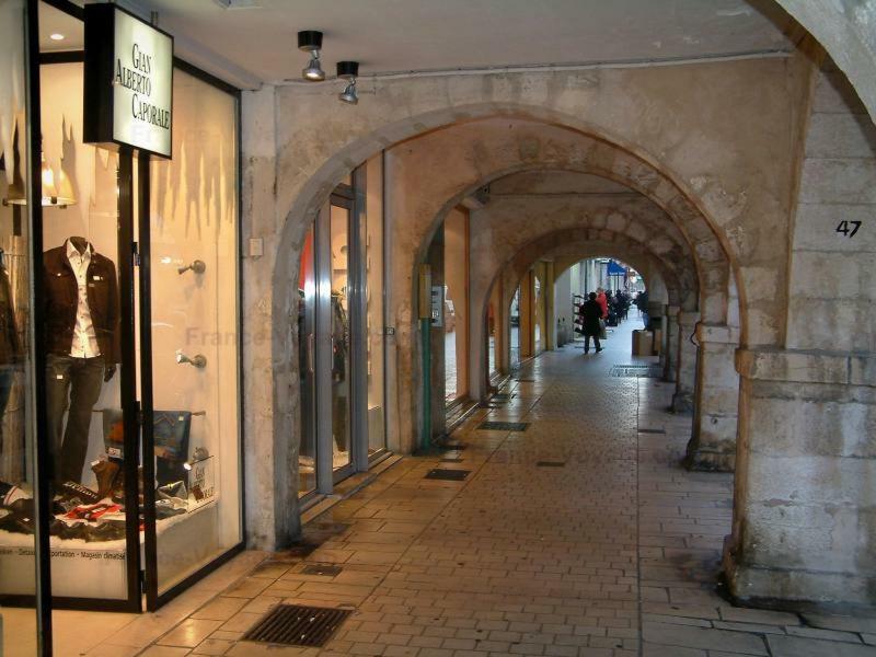 Appartement Au Calme Centre Ville A 2 Pas Du Vieux Marche La Rochelle  Dış mekan fotoğraf
